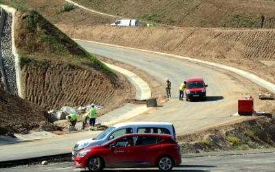 Operaris treballant a les obres de la B-40 a Viladecavalls, on acaba ara | Arxiu
